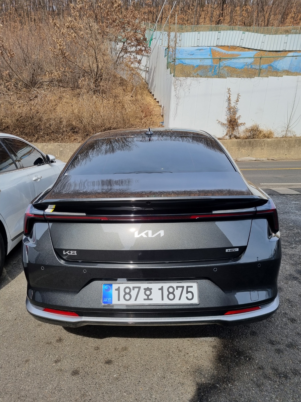 기아 K8 출고후기 후면 사진